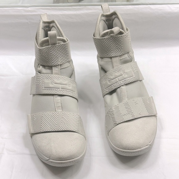 😃SOLD😃 NIKE Men’s High Top Off White Sneakers w. Velcro Closure Sz 12 - Picture 8 of 10